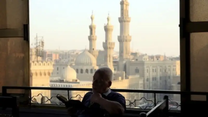 У здания итальянского консульства в Каире взорвалась бомба