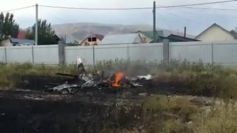 Опубликовано видео с места крушения самолета под Алматы