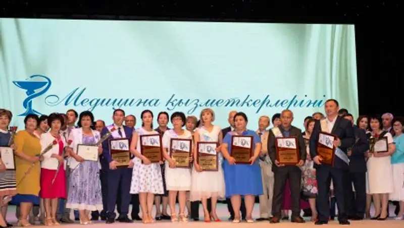 Лучшие Кызылординские выпускники получат гранты в медицинские вузы