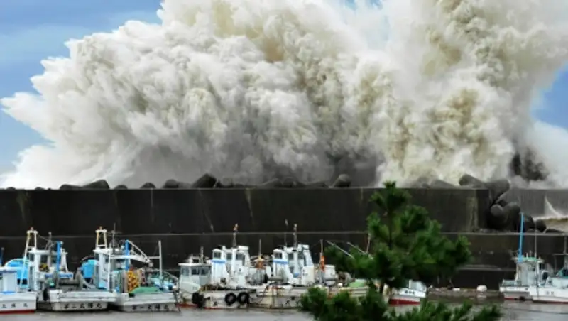 Жителям японского Хоккайдо рекомендована эвакуация из-за тайфуна