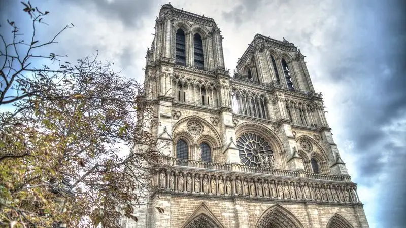 Макрон подтвердил планы завершить восстановление Нотр-Дама в 2024 году