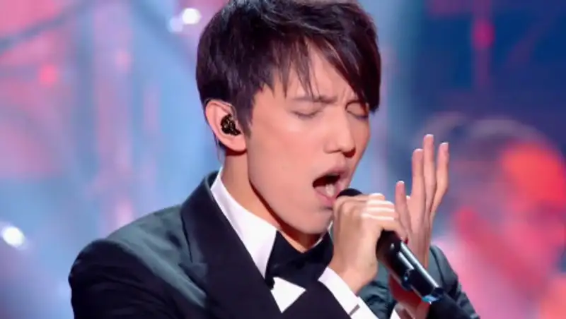 Выступление Димаша на вечере Пугачевой растрогало зрителей