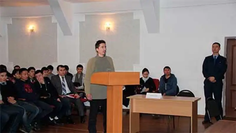 Более тысячи мелких хулиганов задержаны в Астане с начала года