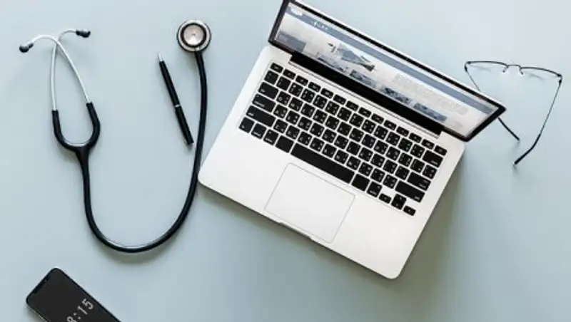 Прикрепить ребенка к поликлинике теперь можно онлайн