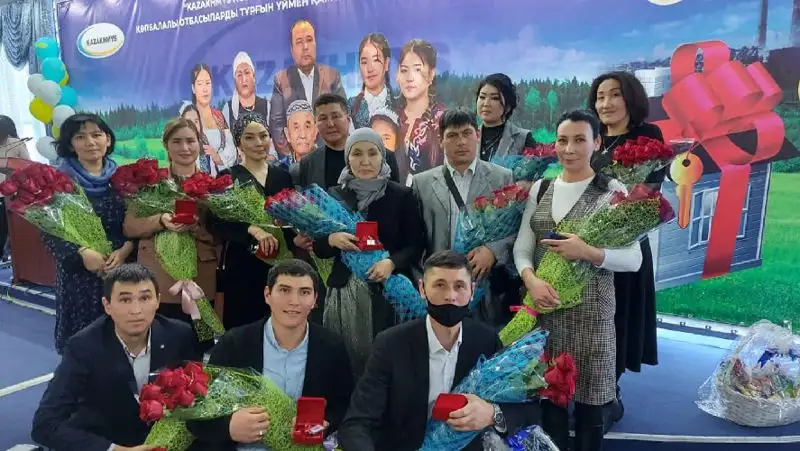 «Казахмыс» подарил 45 квартир многодетным семьям