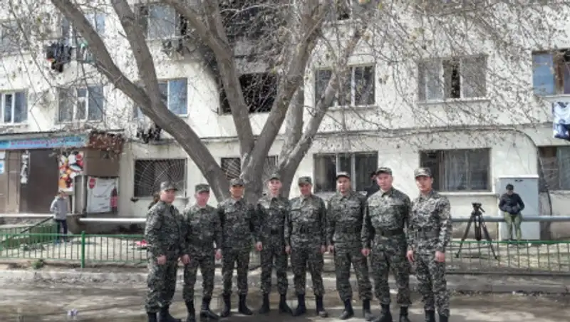 Пожар в столице: люди прыгали из окон