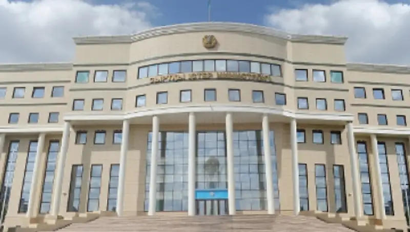 Информации о пострадавших казахстанцах в результате землетрясения в Непале нет - МИД РК