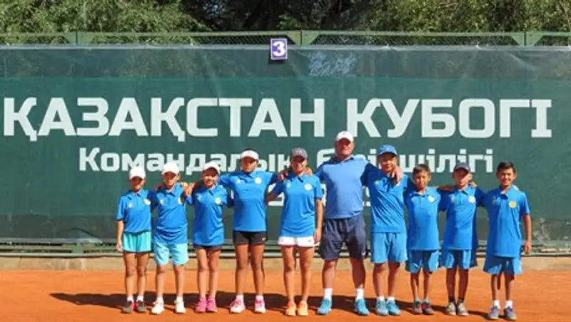 В Алматы стартовал командный турнир по теннису в формате Davis Cup