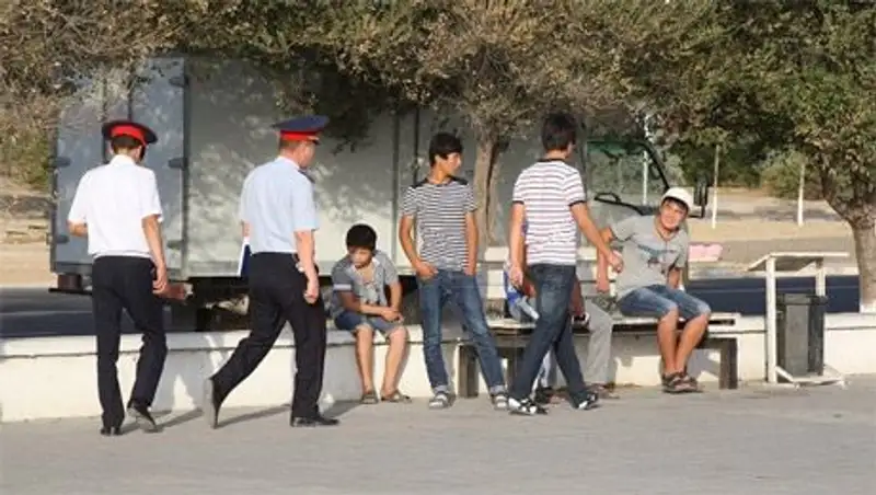 Власти Актау возьмут под контроль незаконные торговые точки и строительные объекты