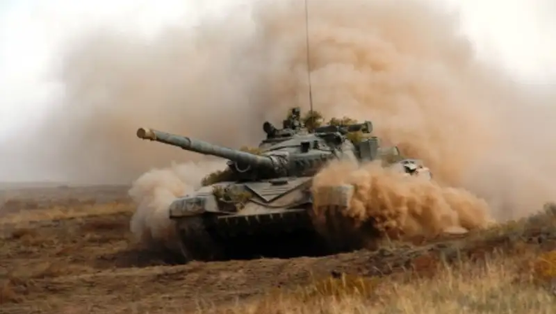 Экипажи танковых батальонов ВС РК начали отбор для участия в танковом биатлоне