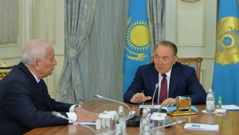 Назарбаев подчеркнул важность соответствия научных разработок современным вызовам времени