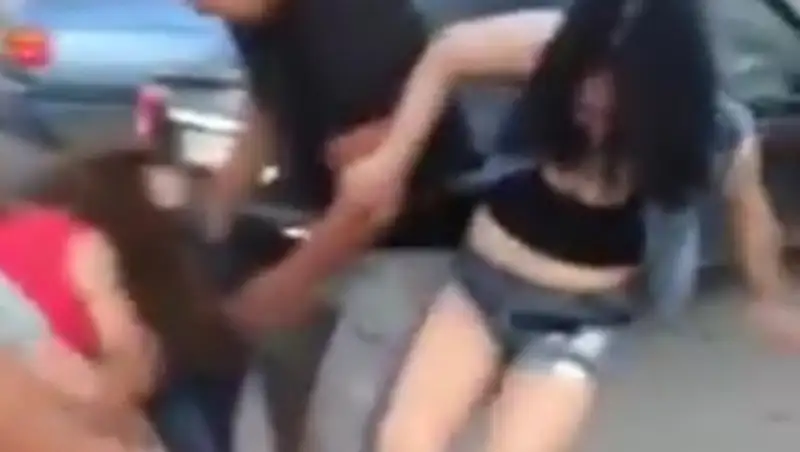 Пьяные девушки, подравшиеся в Астане, были наказаны