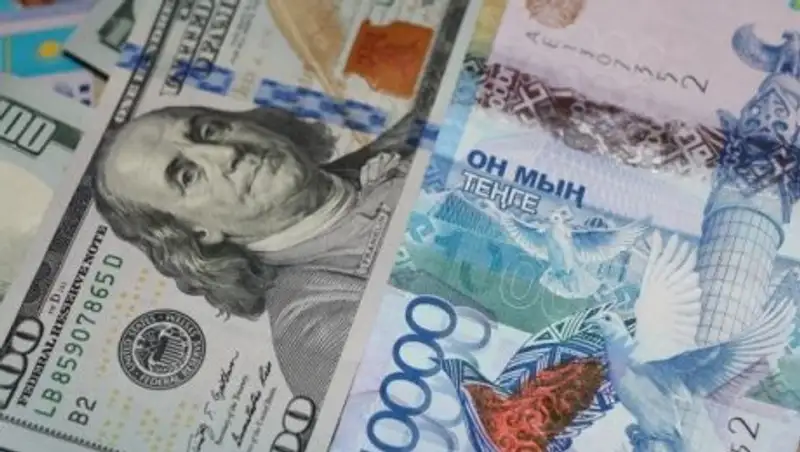 Новые признаки вывода денег из страны назвали в Нацбанке