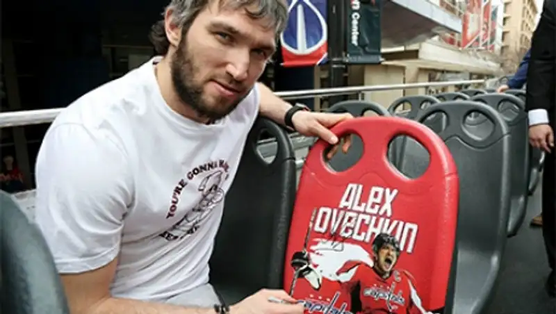 В Вашингтоне появился автобус в честь Овечкина