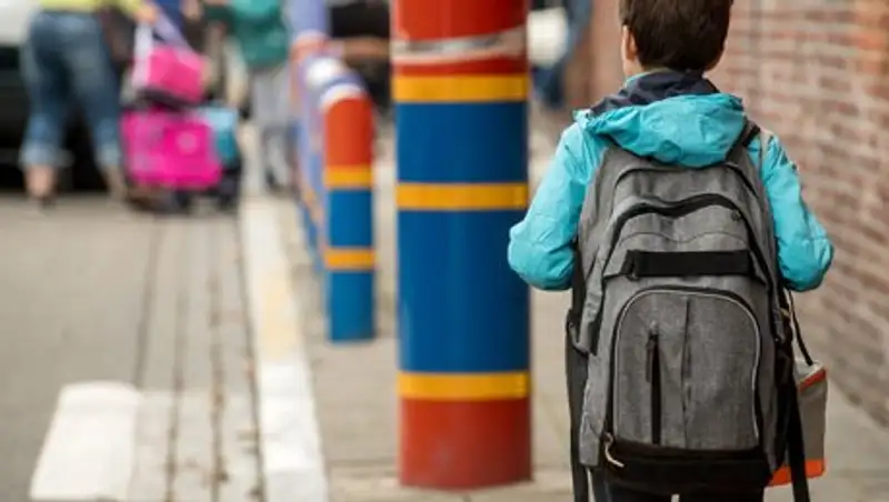 Сколько должны весить школьные ранцы: установлены нормы
