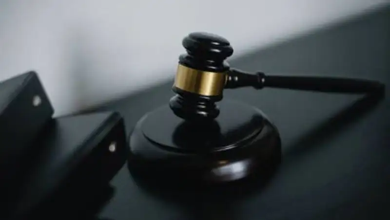 Мужчину посмертно осудили за изнасилование