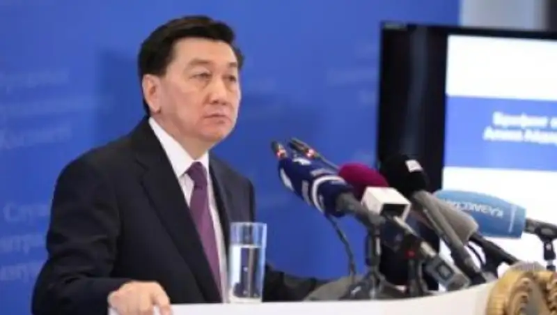 Алик Айдарбаев: Никогда в Актау крупных проблем с отоплением не бывает