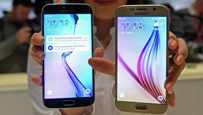 Samsung Galaxy S6 задымился на борту самолета летевшего в Тайвань