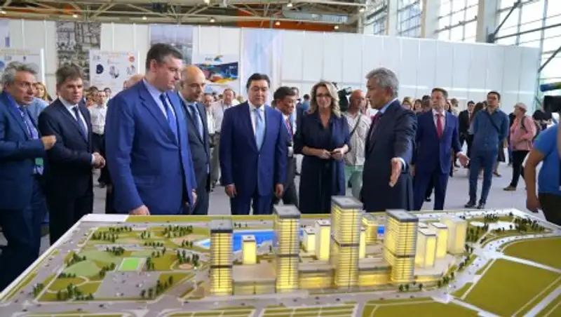 Первые Вице-Премьеры РК и РФ приняли участие в открытии Выставки, посвященной 20-летию Астаны