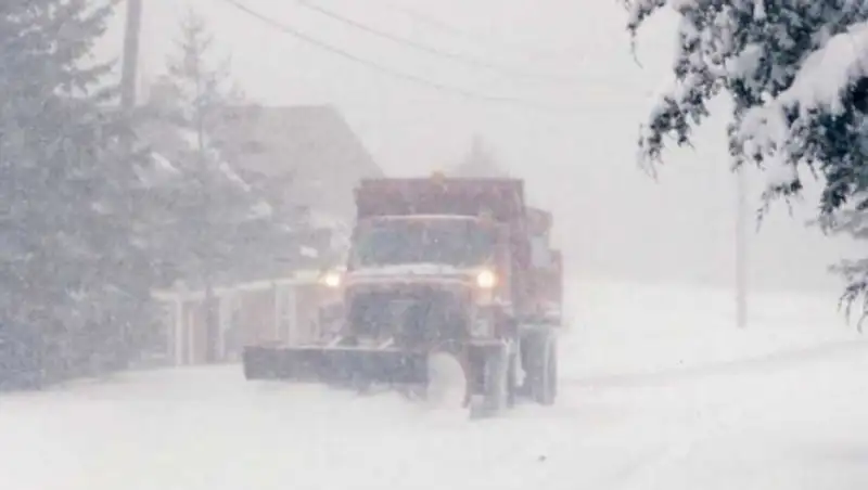 В Казахстане осадки стали очередным «экзаменом» для спасателей и коммунальных служб