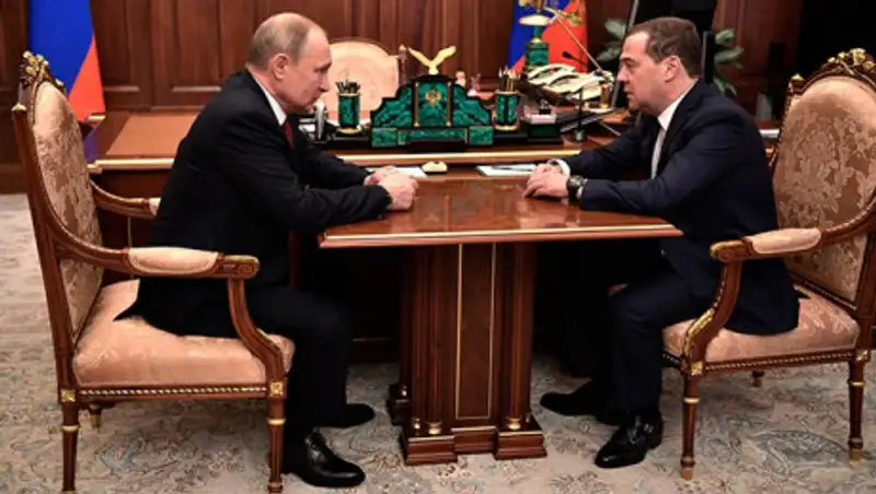 Путин предложил Медведеву новую должность