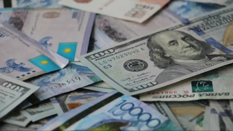 Тенге продолжает укрепляться