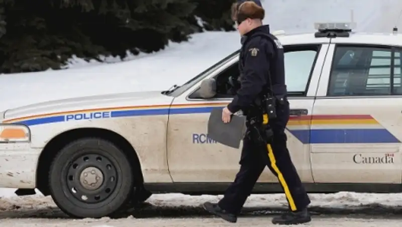 Из-за подозрительного пакета перекрыли туннель между Канадой и США