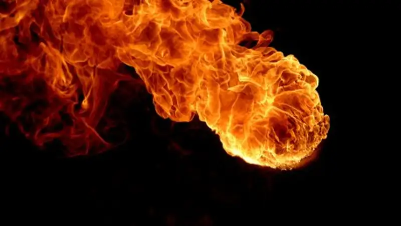 В Канаде раскрыли загадку таинственного "огненного шара" в небе