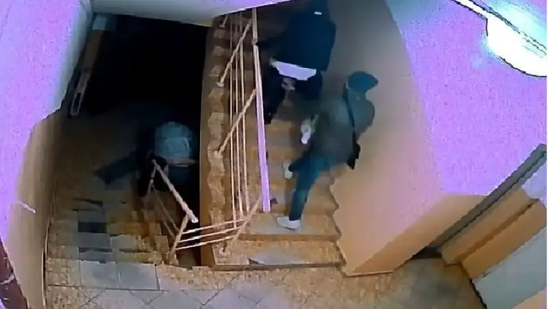 Приставал к несовершеннолетней – студента арестовали в Нур-Султане