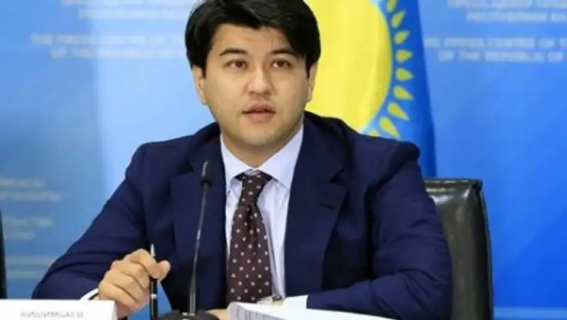 Прокуроры рассказали, как Бишимбаев стекольный завод «строил»