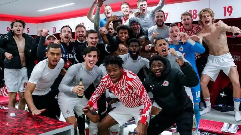 В плей-офф Лиги чемпионов осталось только одно место