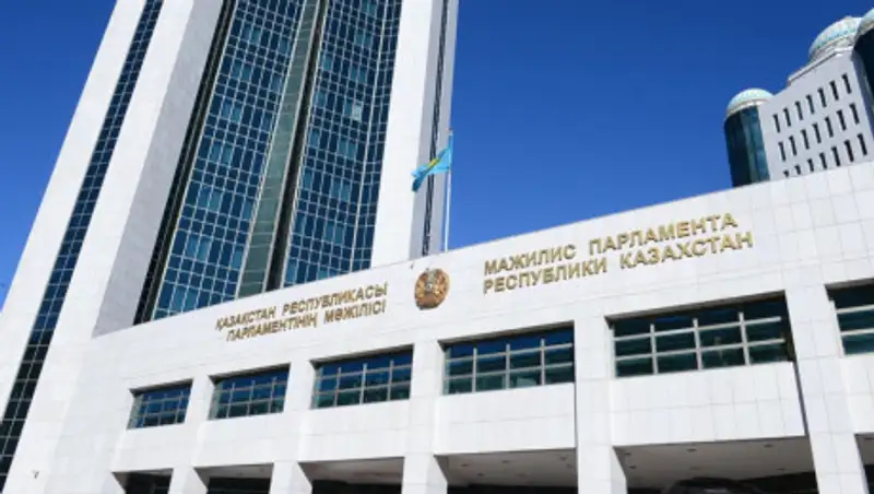 Парламентская оппозиция появится в Казахстане
