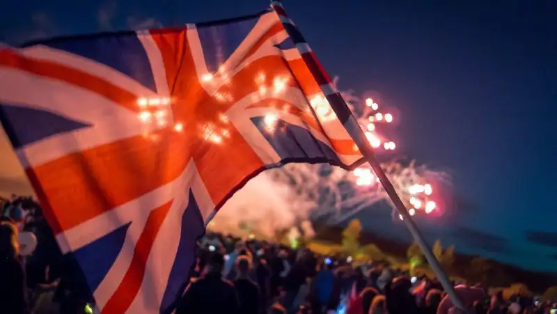 британский флаг, музыка, вечеринка, фото - Новости Zakon.kz от 15.07.2022 12:54