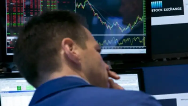 Нефть Brent упала ниже 50 долларов за баррель