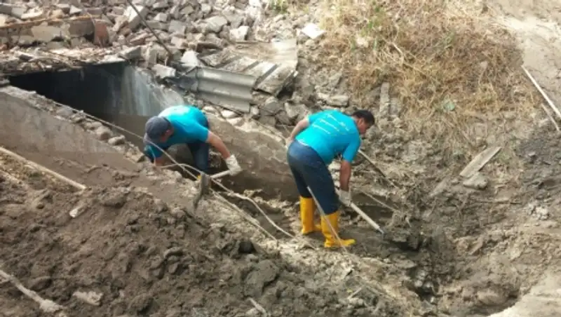 В Алматы продолжаются аварийно-восстановительные работы после схода селя