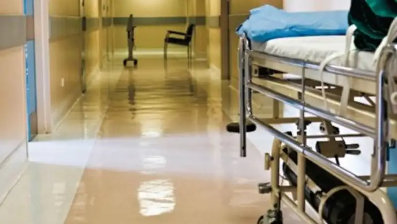 Скончалась мать шестерых детей, к которой летели погибшие врачи