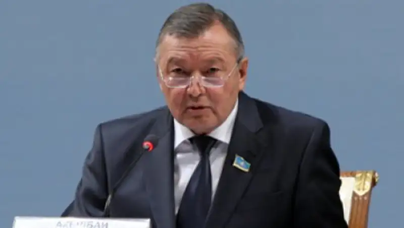 Сенатор С.Акылбай: В дискуссиях о земле ссылка на статью 26 Конституции ошибочна