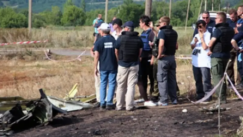 Немецкие СМИ заподозрили следствие в сокрытии фактов о падении «Боинга» на Украине