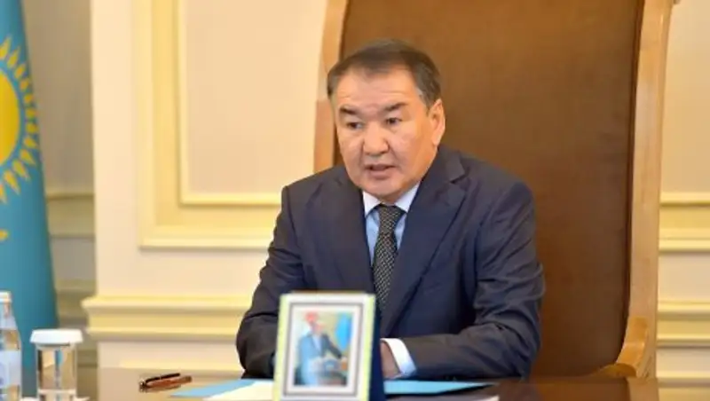 С майскими праздниками поздравил глава КС РК коллег