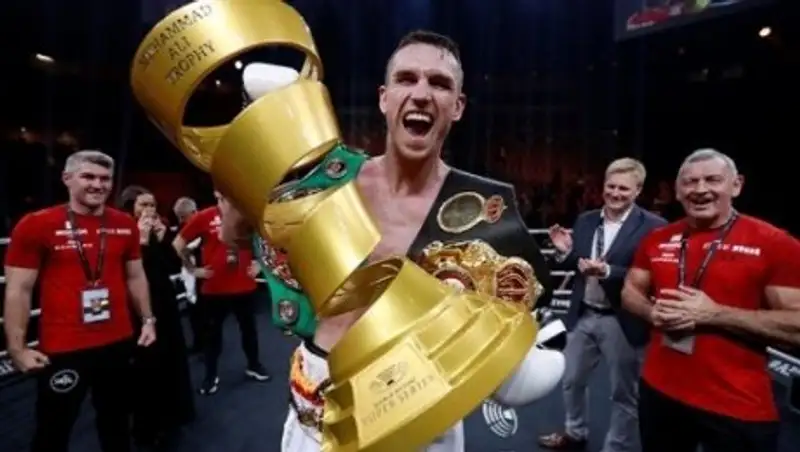 Чемпион мира WBA и победитель WBSS бросил вызов Головкину