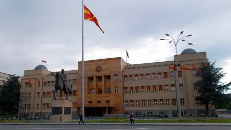 В Македонии протестующие проникли в здание парламента