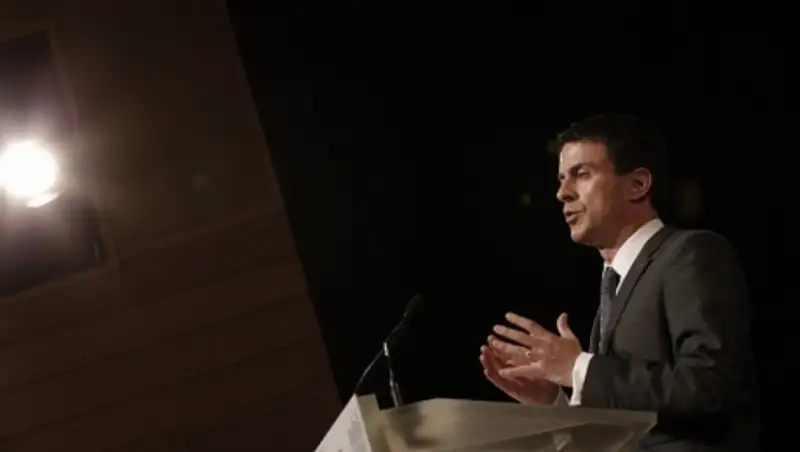 Премьер Франции не исключил, что в стране могут произойти новые теракты