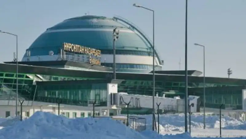 В аэропорту Нур-Султана задержаны 16 рейсов