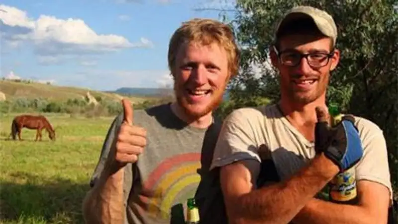 Английские путешественники проехали верхом на лошадях от Усть-Каменогорска до Алматы