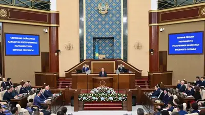 Ерлан Карин выделил семь ключевых месседжей из выступления президента в Парламенте, фото - Новости Zakon.kz от 29.03.2023 14:58