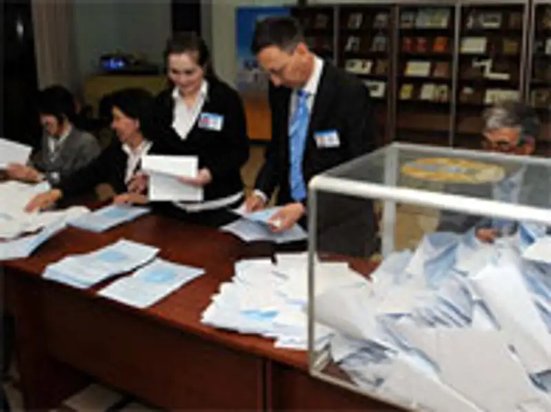 На парламентских выборах готовы проголосовать 78,3% казахстанцев, фото - Новости Zakon.kz от 09.01.2012 17:52
