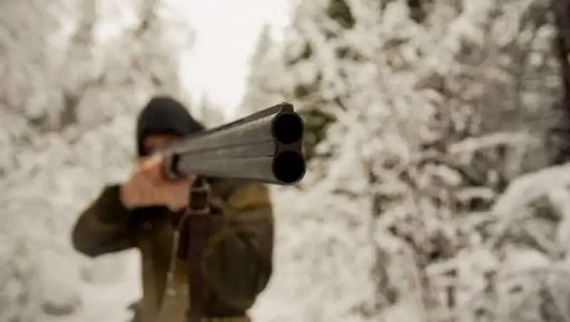 Житель Ставрополя случайно застрелил на охоте сына