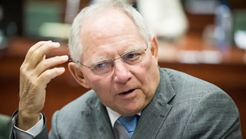 Министр финансов ФРГ рассказал о последствиях референдума в Греции