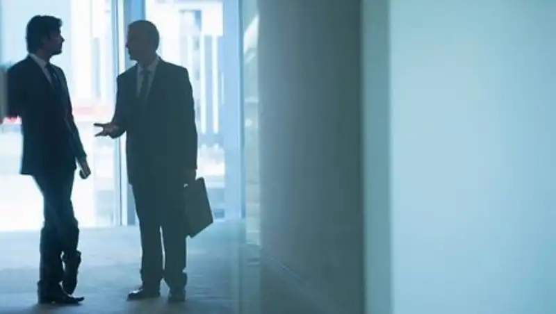 Более 100 работников Минфина РК наказаны за хамство