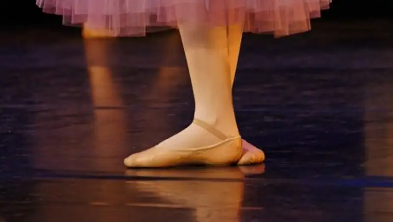 В Алматы на электроскутере сбили балерину